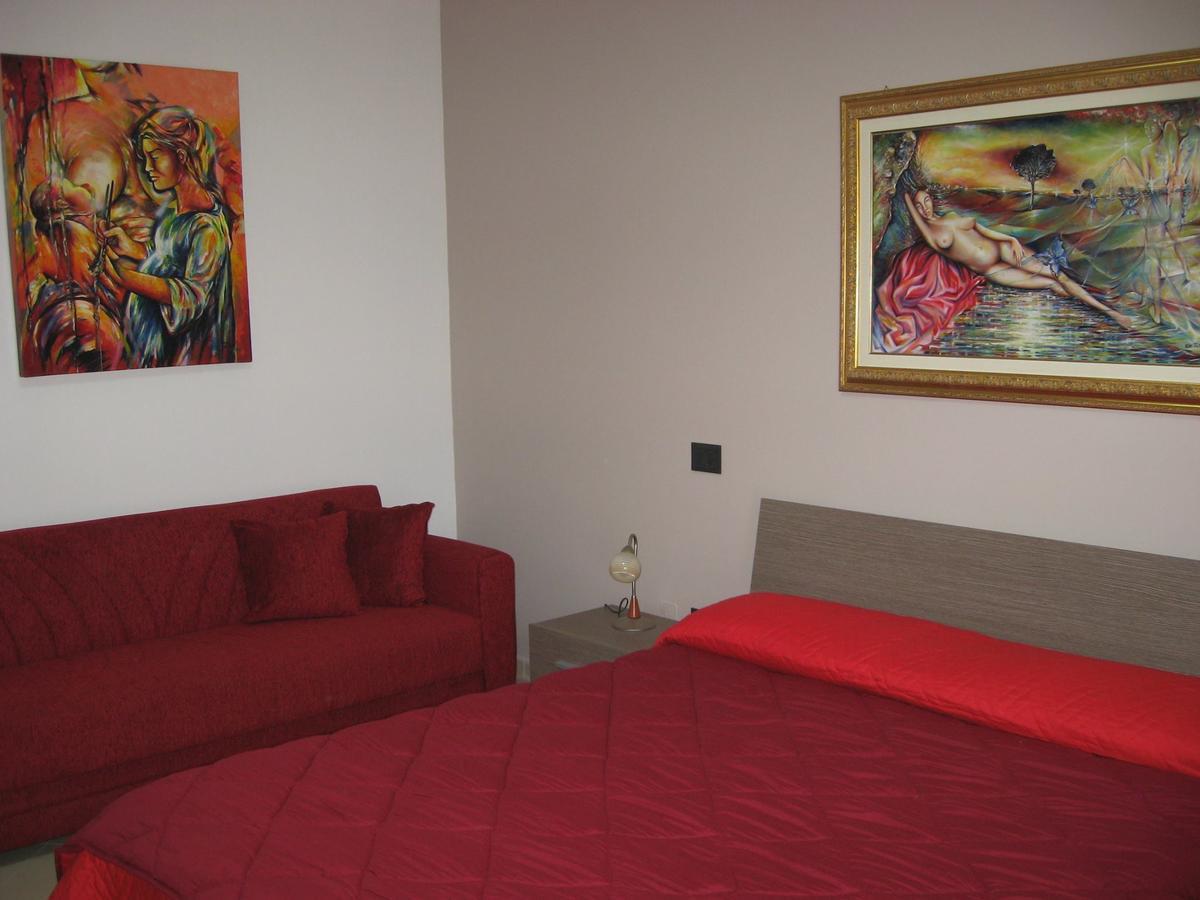 Il Sorriso B&B Pulsano Bagian luar foto